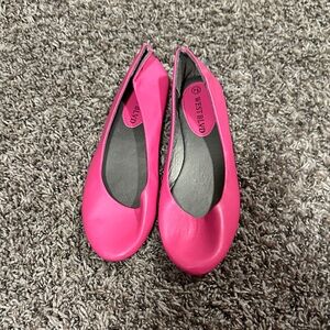 West Blvd Women's Pink Loafers
